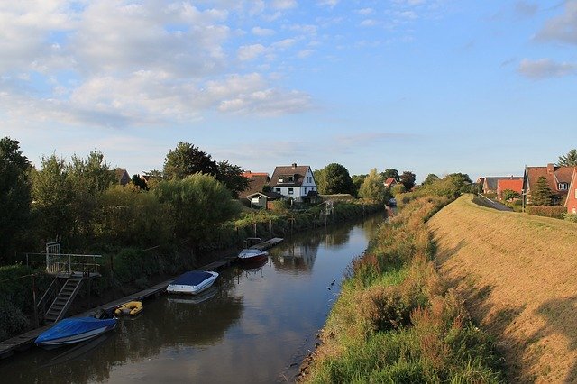 ດາວ​ໂຫຼດ​ຟຣີ River Dike Old Country - ຮູບ​ພາບ​ຟຣີ​ຫຼື​ຮູບ​ພາບ​ທີ່​ຈະ​ໄດ້​ຮັບ​ການ​ແກ້​ໄຂ​ກັບ GIMP ອອນ​ໄລ​ນ​໌​ບັນ​ນາ​ທິ​ການ​ຮູບ​ພາບ​