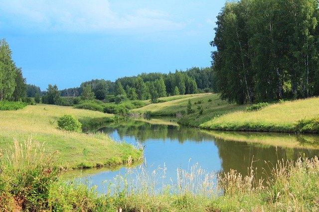 무료 다운로드 River Fields Nature - 무료 무료 사진 또는 GIMP 온라인 이미지 편집기로 편집할 수 있는 사진
