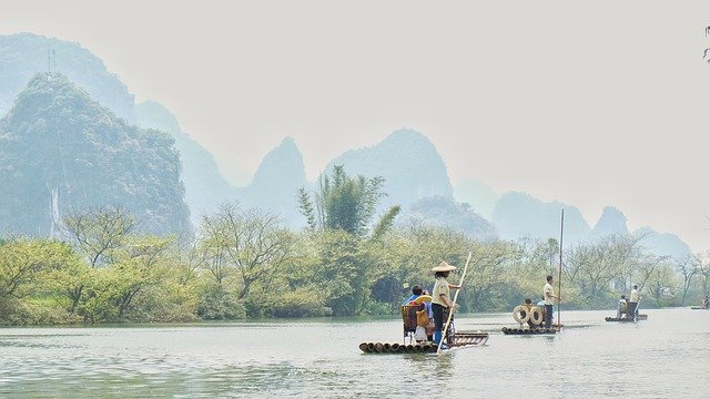 Unduh gratis River Guilin China - foto atau gambar gratis untuk diedit dengan editor gambar online GIMP