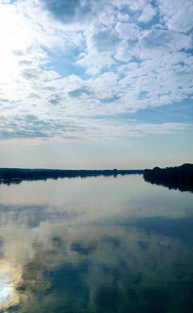 يمكنك تنزيل River Nature City مجانًا - صورة مجانية أو صورة مجانية ليتم تحريرها باستخدام محرر الصور عبر الإنترنت GIMP