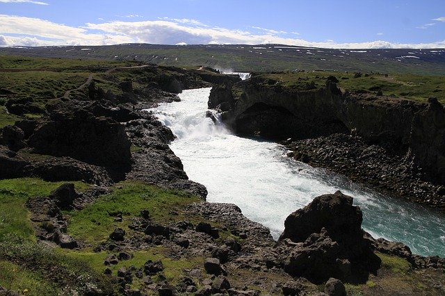 Téléchargement gratuit de l'eau de la cascade de la rivière - photo ou image gratuite à éditer avec l'éditeur d'images en ligne GIMP