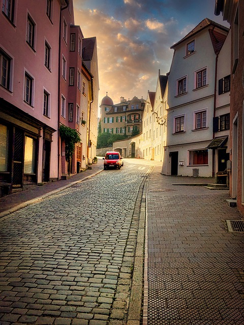 Free download road alley building cobblestones free picture to be edited with GIMP free online image editor