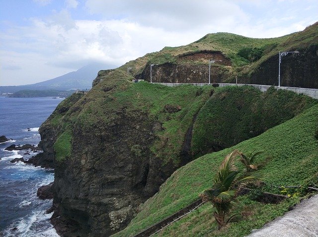 دانلود رایگان Road Cliff Landscape - عکس یا تصویر رایگان برای ویرایش با ویرایشگر تصویر آنلاین GIMP