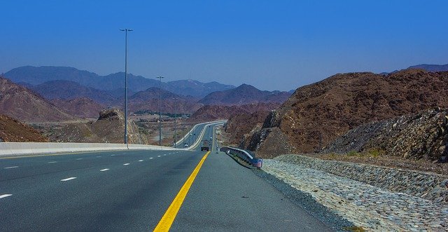 ດາວ​ໂຫຼດ​ຟຣີ Road Journey Mountains Long - ຮູບ​ພາບ​ຟຣີ​ຫຼື​ຮູບ​ພາບ​ທີ່​ຈະ​ໄດ້​ຮັບ​ການ​ແກ້​ໄຂ​ກັບ GIMP ອອນ​ໄລ​ນ​໌​ບັນ​ນາ​ທິ​ການ​ຮູບ​ພາບ​