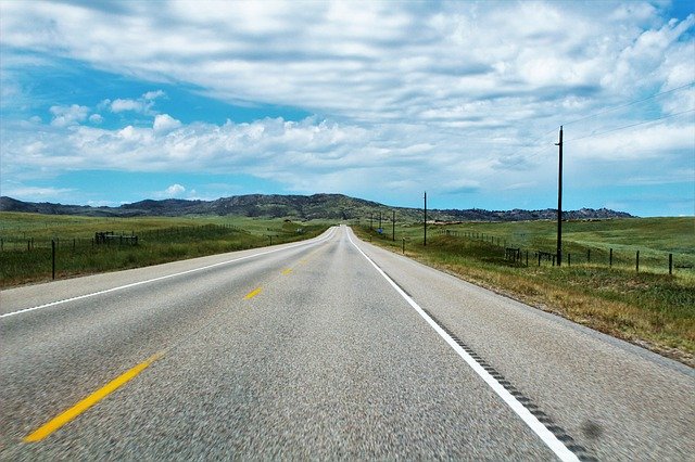 Kostenloser Download Road Path Landscape - kostenloses Foto oder Bild zur Bearbeitung mit GIMP Online-Bildbearbeitung