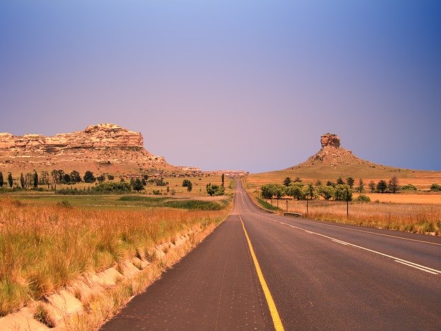 Gratis download Road Travel Landscape - gratis foto of afbeelding om te bewerken met GIMP online afbeeldingseditor