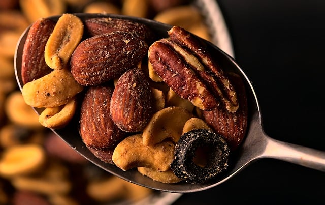 Free graphic roasted nuts roasted almonds to be edited by GIMP free image editor by OffiDocs