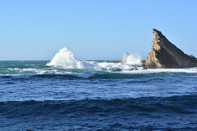 Rocks Water Ocean 무료 다운로드 - 무료 사진 또는 GIMP 온라인 이미지 편집기로 편집할 사진