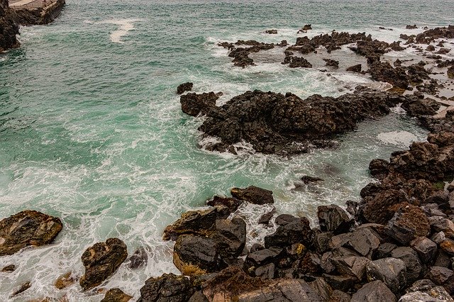 دانلود رایگان Rocks Wave Ocean - عکس یا تصویر رایگان قابل ویرایش با ویرایشگر تصویر آنلاین GIMP