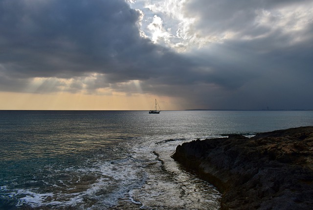 Free download rocky coast sea sky clouds horizon free picture to be edited with GIMP free online image editor