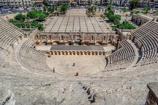 Descărcare gratuită Teatrul Roman 2Nd Century Landmark - fotografie sau imagine gratuită pentru a fi editată cu editorul de imagini online GIMP