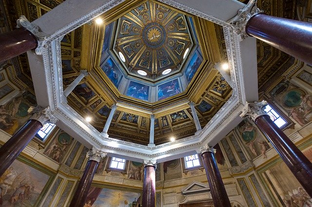 Gratis download Rome Church Architecture - gratis foto of afbeelding om te bewerken met GIMP online afbeeldingseditor