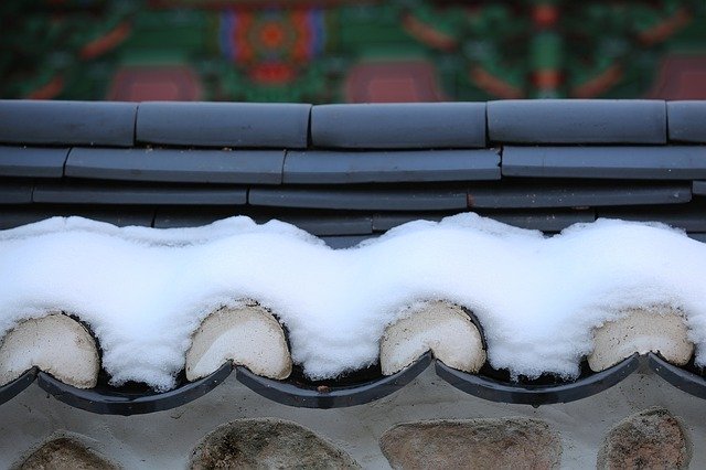Free download Roof Tile Snow Winter -  free free photo or picture to be edited with GIMP online image editor