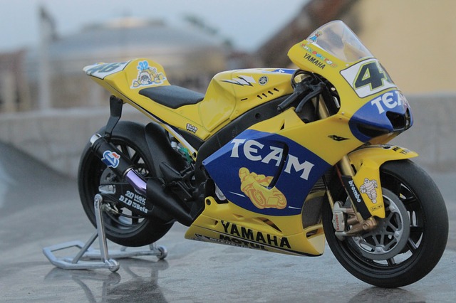 Free download rossi yamaha motorcycle speed free picture to be edited with GIMP free online image editor