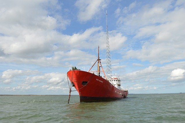 Bezpłatne pobieranie Ross Revenge Pirate Ship - darmowe zdjęcie lub obraz do edycji za pomocą internetowego edytora obrazów GIMP