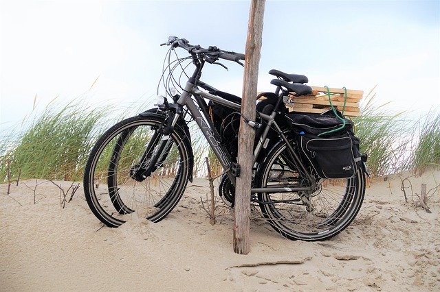 ດາວໂຫລດຟຣີ Round Driving Cycling - ຮູບພາບຫຼືຮູບພາບທີ່ບໍ່ເສຍຄ່າເພື່ອແກ້ໄຂດ້ວຍຕົວແກ້ໄຂຮູບພາບອອນໄລນ໌ GIMP