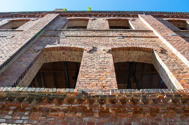 무료 다운로드 Ruin Demolished House Brick - 무료 사진 또는 김프 온라인 이미지 편집기로 편집할 수 있는 사진