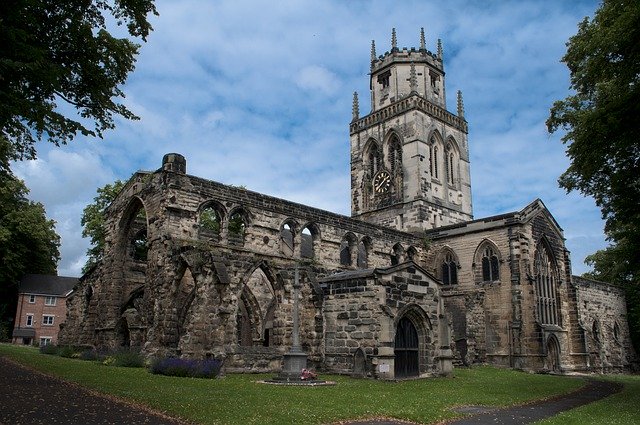 Free download Ruins Church Pontefract -  free photo or picture to be edited with GIMP online image editor