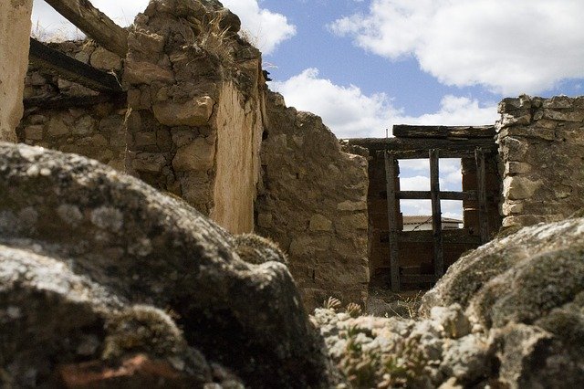 ດາວໂຫລດຟຣີ Ruins Rubble - ຮູບພາບຫຼືຮູບພາບທີ່ບໍ່ເສຍຄ່າເພື່ອແກ້ໄຂດ້ວຍບັນນາທິການຮູບພາບອອນໄລນ໌ GIMP