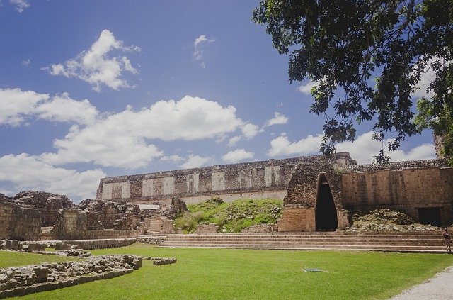 Download grátis Ruins Uxmal Mexico - foto ou imagem gratuita para ser editada com o editor de imagens online GIMP