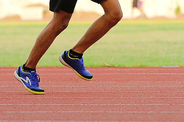 Muat turun percuma Run Running Athlete - foto atau gambar percuma untuk diedit dengan editor imej dalam talian GIMP