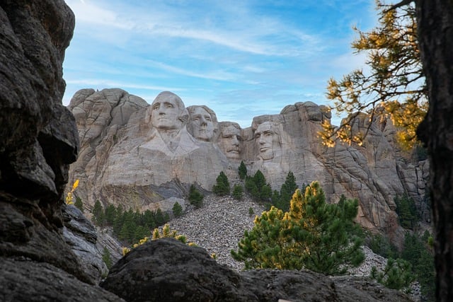 Free download rushmore monument rocks faces free picture to be edited with GIMP free online image editor