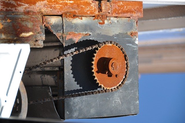 Descărcare gratuită Rusty Machine Chain - fotografie sau imagini gratuite pentru a fi editate cu editorul de imagini online GIMP