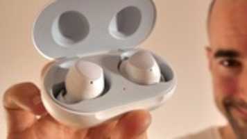 Free download Samsung Galaxy Buds Plus feedback, review and more free photo or picture to be edited with GIMP online image editor