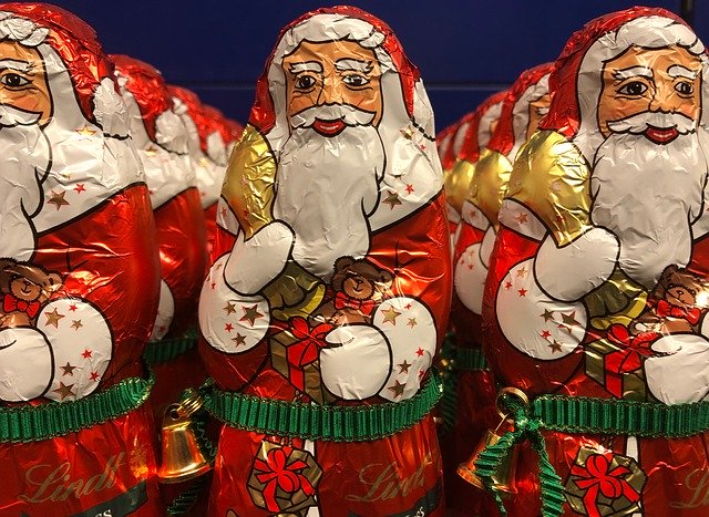 Free download Santa Clauses Chocolate -  free photo or picture to be edited with GIMP online image editor