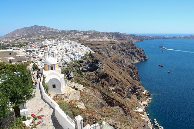 ดาวน์โหลดฟรี Santorini Thira Village - รูปถ่ายหรือรูปภาพฟรีที่จะแก้ไขด้วยโปรแกรมแก้ไขรูปภาพออนไลน์ GIMP