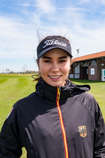 Unduh gratis Sarina Schmidt Golf Professional - foto atau gambar gratis untuk diedit dengan editor gambar online GIMP