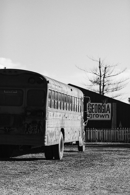 Free download school bus vehicle bus farm old free picture to be edited with GIMP free online image editor