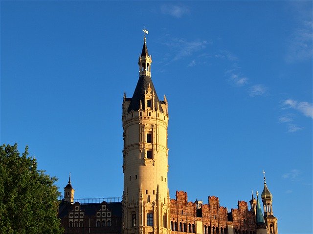 Free download Schwerin Castle -  free photo or picture to be edited with GIMP online image editor