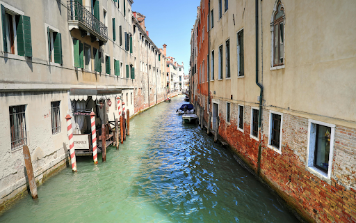A Canal Between Buildings in Venice, Italy  from Chrome web store to be run with OffiDocs Chromium online