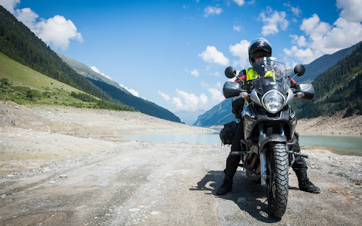 Adventure Awaits: A Rugged Companion for the Open Road  from Chrome web store to be run with OffiDocs Chromium online