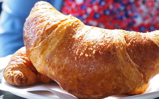 A fragrant golden croissant  from Chrome web store to be run with OffiDocs Chromium online