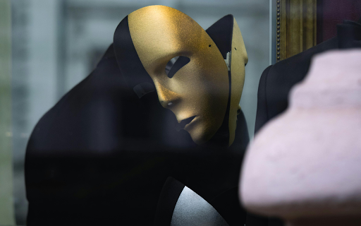 A mask and a mannequin are in a window  from Chrome web store to be run with OffiDocs Chromium online