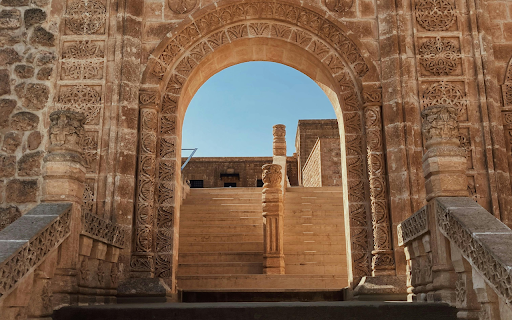 An Arch at the Mor Gabriel Monastery  from Chrome web store to be run with OffiDocs Chromium online