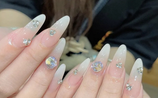 Anh Nail  from Chrome web store to be run with OffiDocs Chromium online