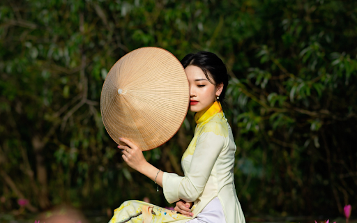 Ao Dai girl  from Chrome web store to be run with OffiDocs Chromium online