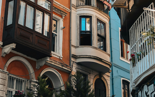 Apartment Buildings in in Tophane District of Beyoglu  from Chrome web store to be run with OffiDocs Chromium online