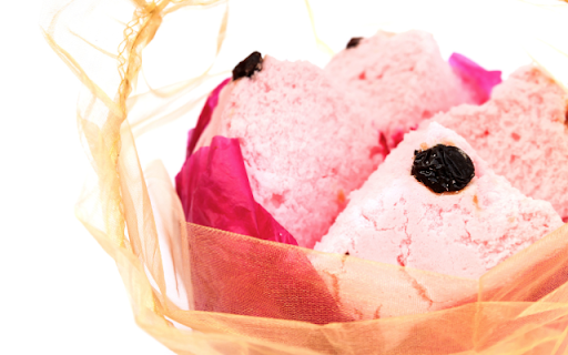 A Sweet Treat with a Burst of Juicy Flavor  from Chrome web store to be run with OffiDocs Chromium online