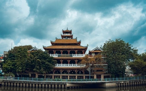 A Tranquil View of Phap Hoa Pagoda  from Chrome web store to be run with OffiDocs Chromium online