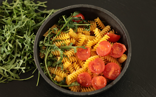 Attractive bowl of noodles  from Chrome web store to be run with OffiDocs Chromium online