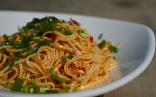 Attractive stir fried noodles  from Chrome web store to be run with OffiDocs Chromium online
