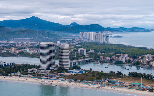 Beautiful coastal city  from Chrome web store to be run with OffiDocs Chromium online