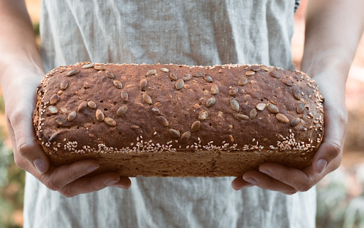 Big cake and hearts  from Chrome web store to be run with OffiDocs Chromium online