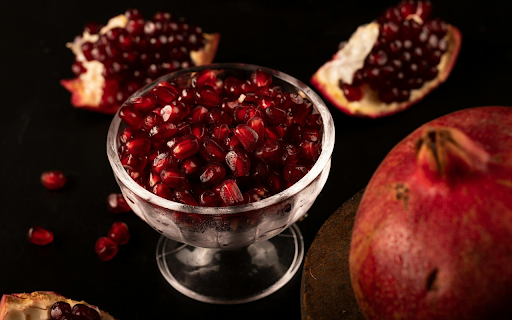 Big juicy pomegranate seeds  from Chrome web store to be run with OffiDocs Chromium online
