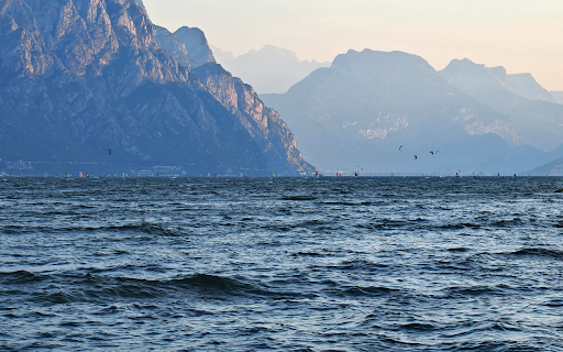 Big lakes and high mountains  from Chrome web store to be run with OffiDocs Chromium online