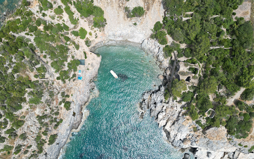 Blue rock beach and sea  from Chrome web store to be run with OffiDocs Chromium online